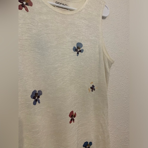 BREAD by Staley Gretzinger Sleeveless Small Embroiled Floral Knit Wearable Art - Picture 3 of 8